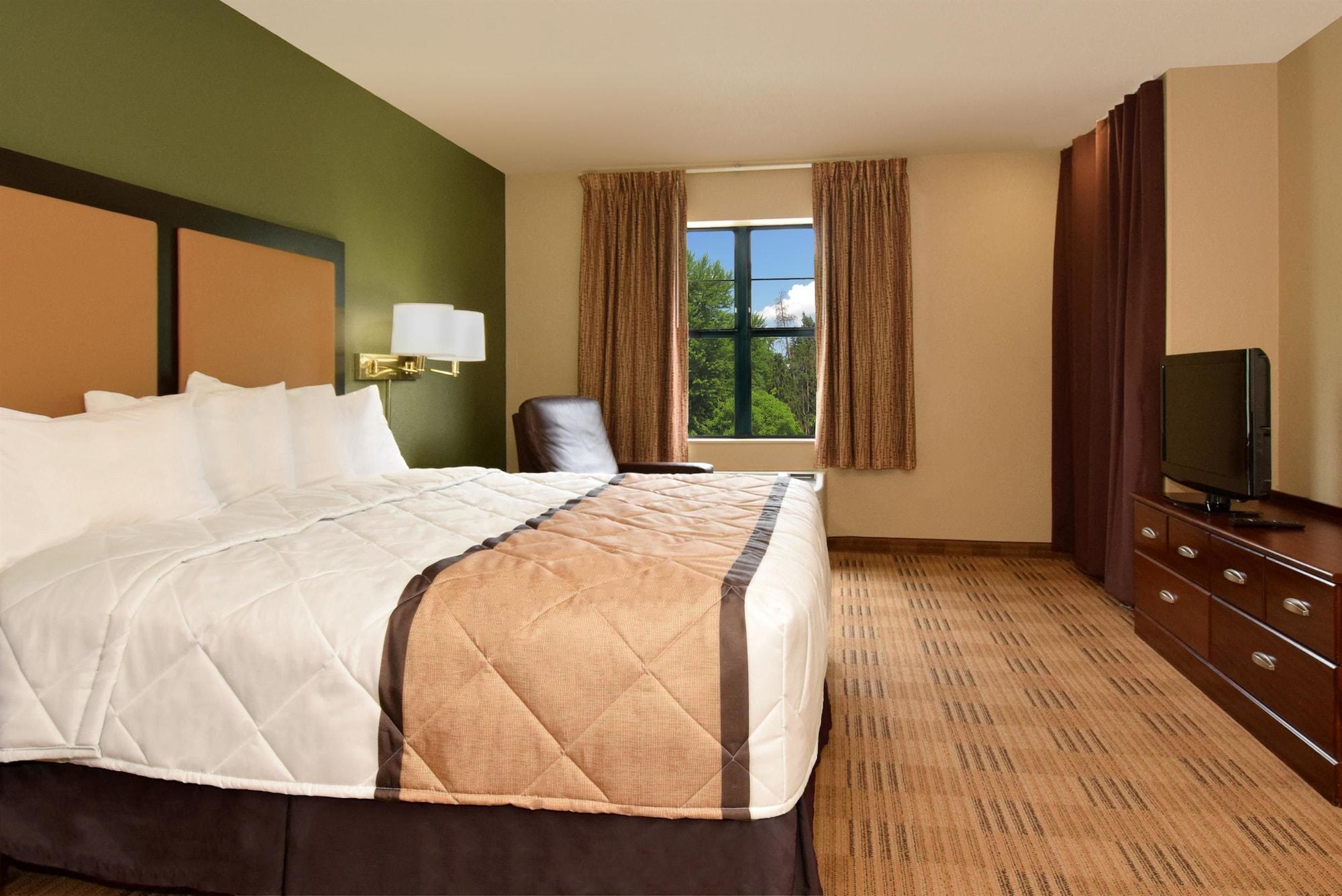 Extended Stay America Suites - Santa Barbara - Calle Real Exterior foto