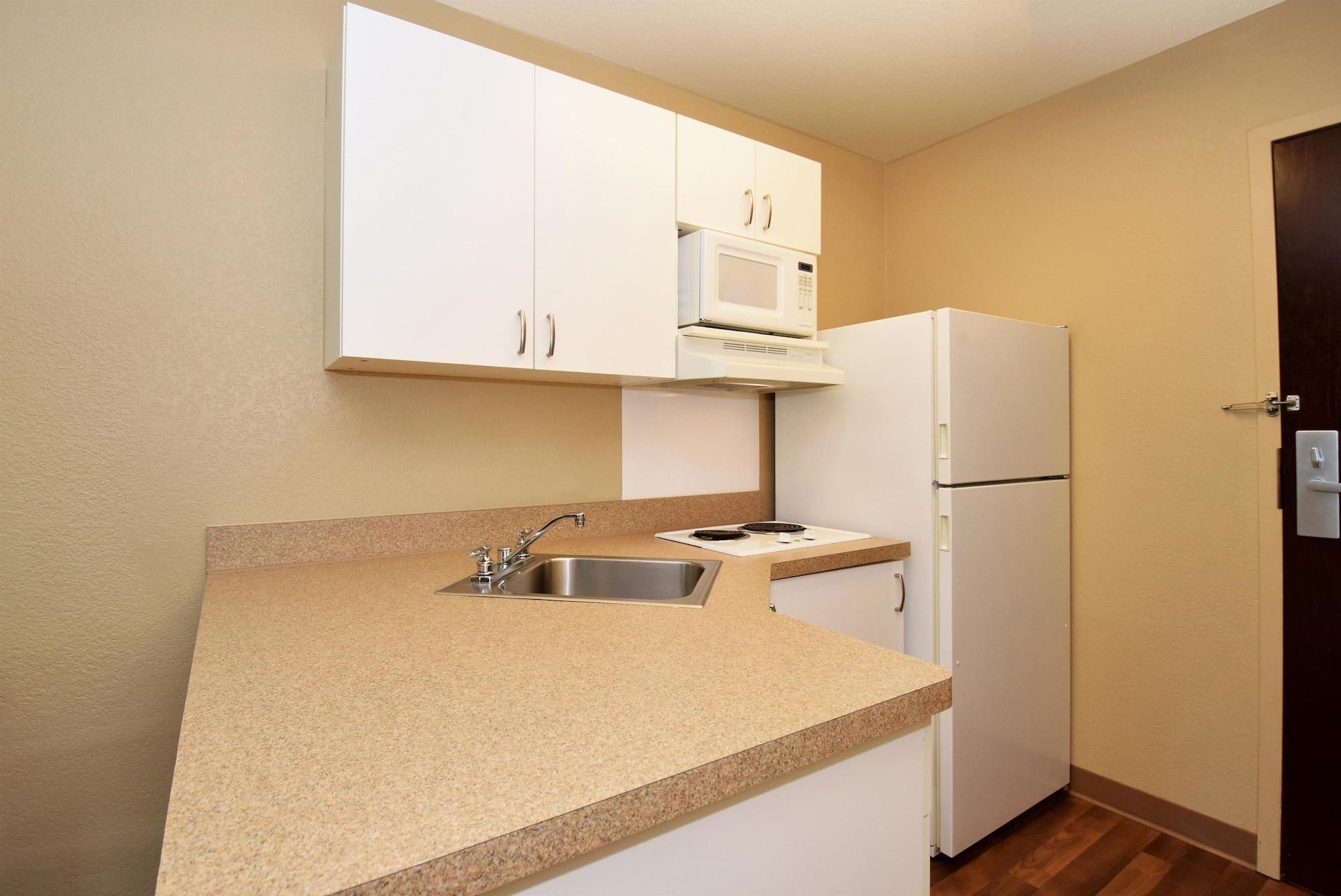 Extended Stay America Suites - Santa Barbara - Calle Real Exterior foto