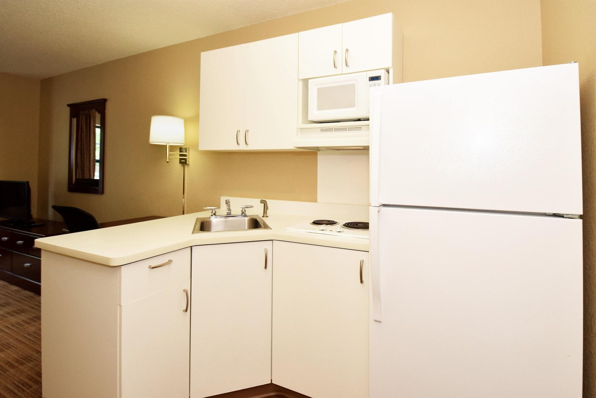 Extended Stay America Suites - Santa Barbara - Calle Real Exterior foto