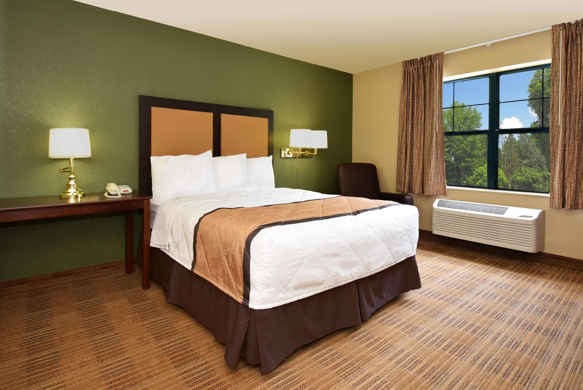 Extended Stay America Suites - Santa Barbara - Calle Real Exterior foto