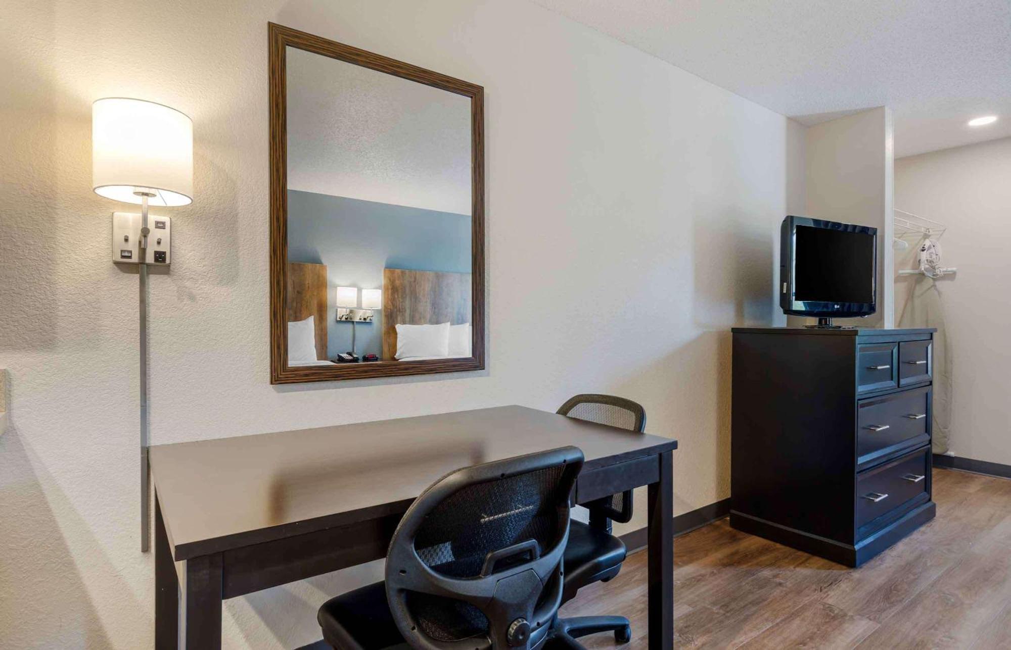 Extended Stay America Suites - Santa Barbara - Calle Real Exterior foto